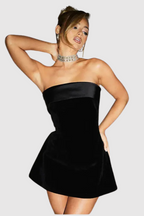 Vestido Curto Velvet Leticia