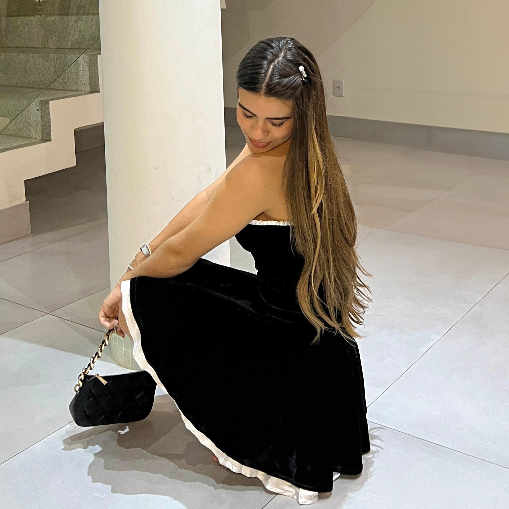 Vestido Elegante Veludo Diamond