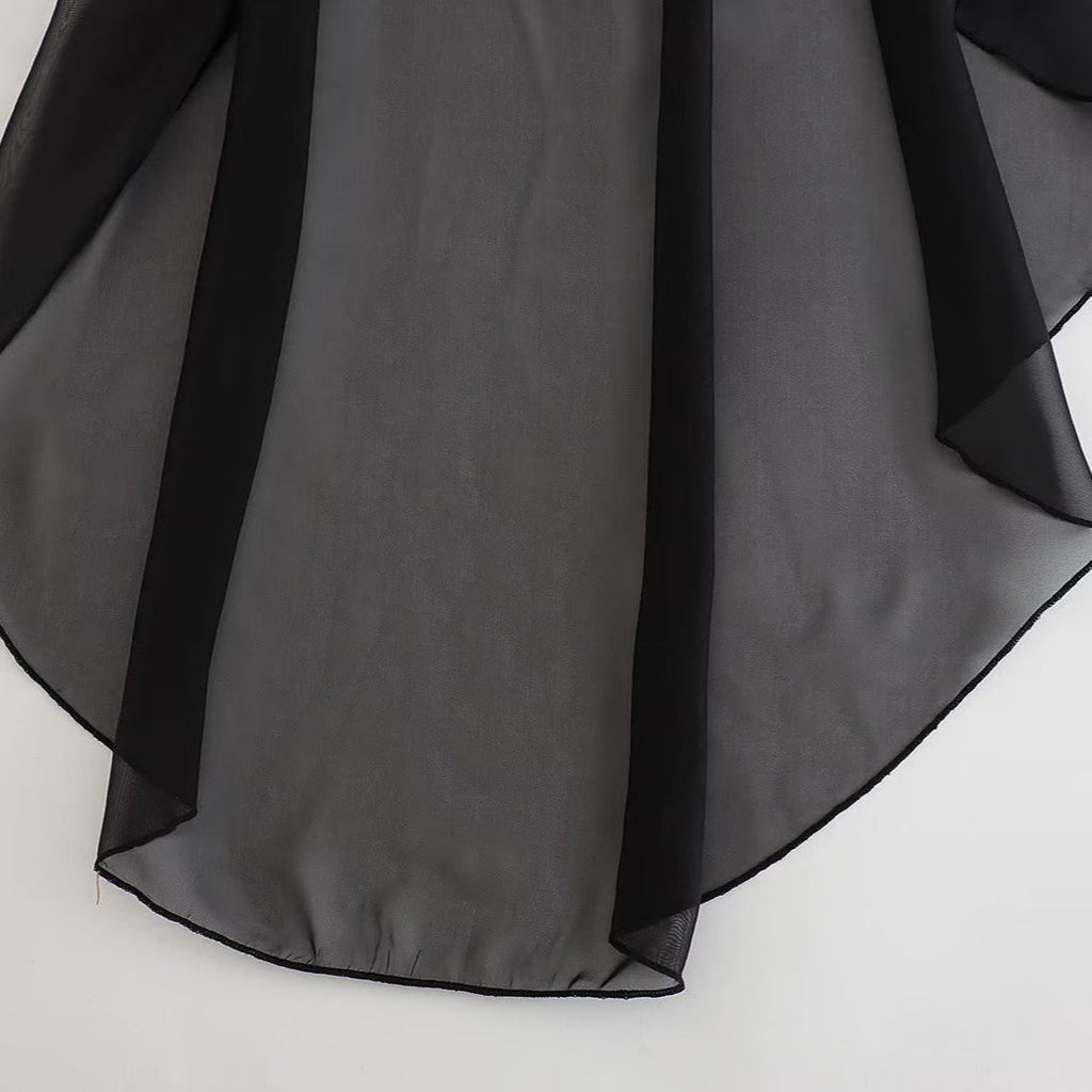 Blusa Elegante Capa Assimétrica