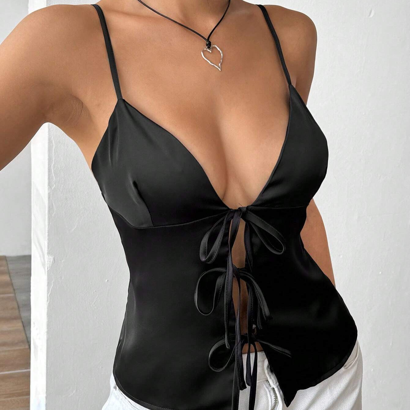 Blusa Elegante Laços Clara
