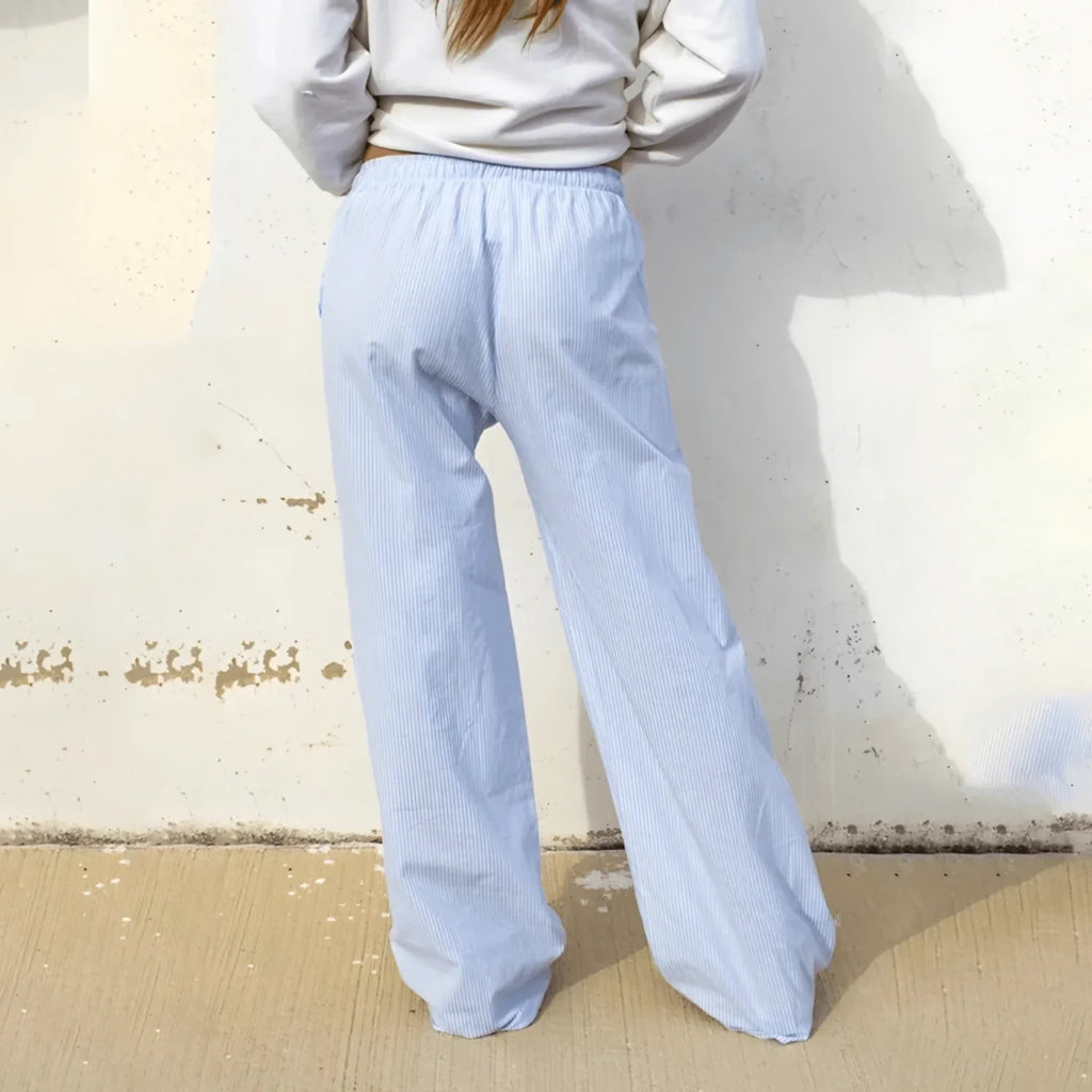 Calça Elegante Listrada Alexandra