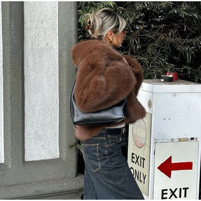 Casaco Elegante Pelo Olivia