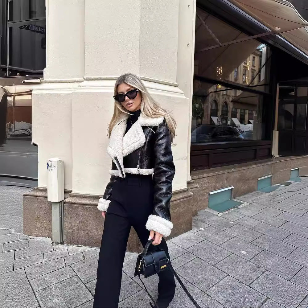 Jaqueta Elegante Cropped Pelinho