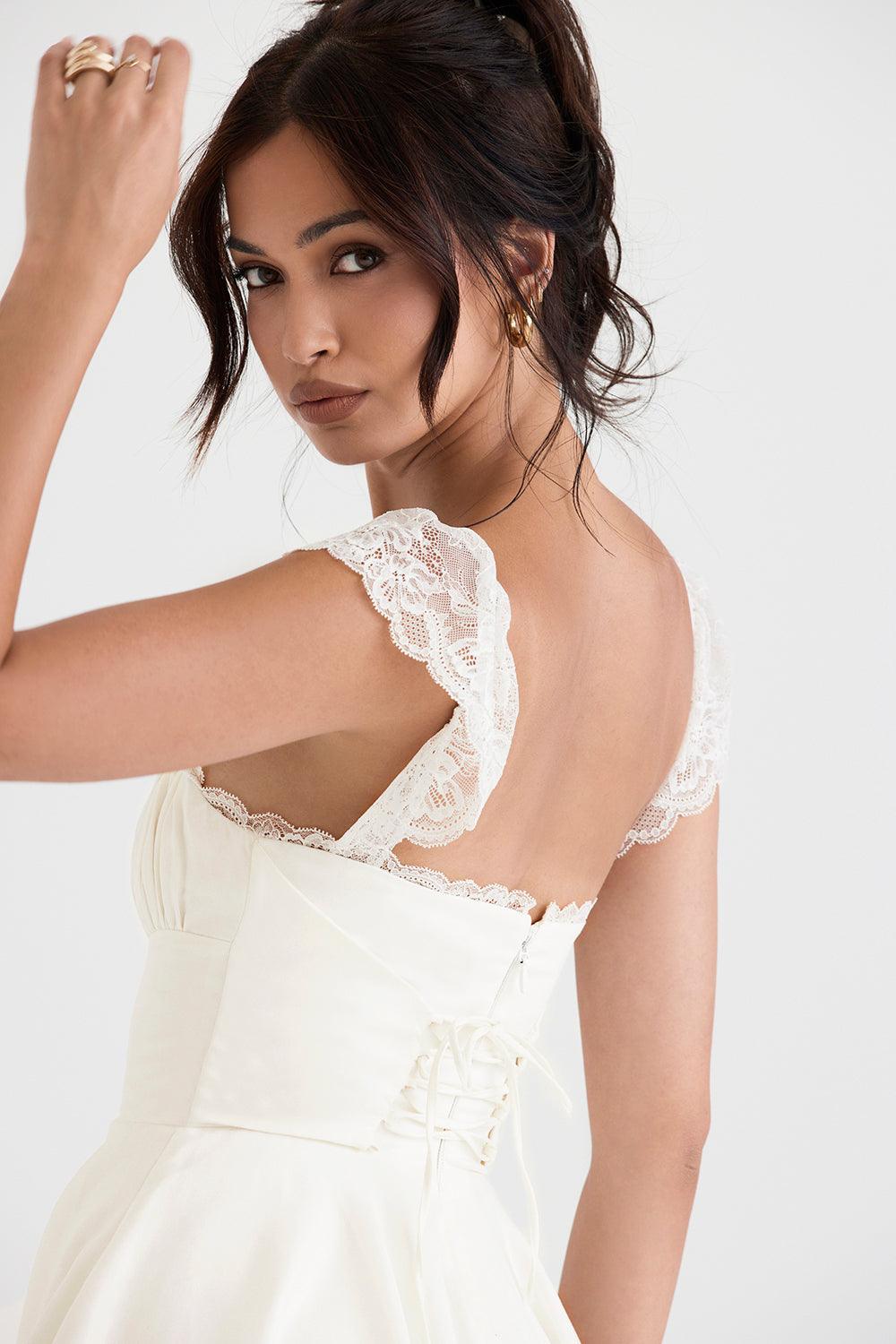 Vestido Curto Lace Karen