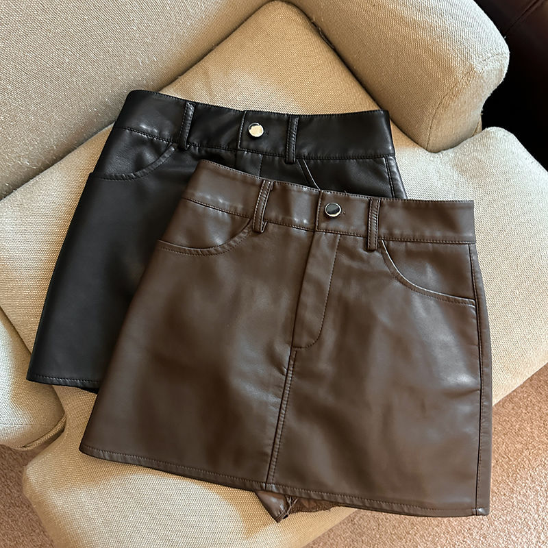 Saia Elegante Couro Alícia