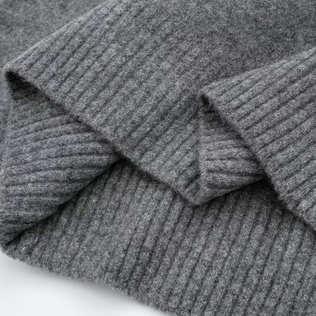 Suéter Elegante Basic Yuki
