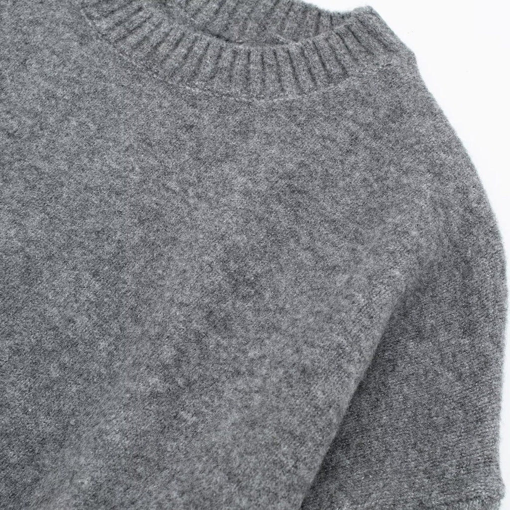 Suéter Elegante Basic Yuki