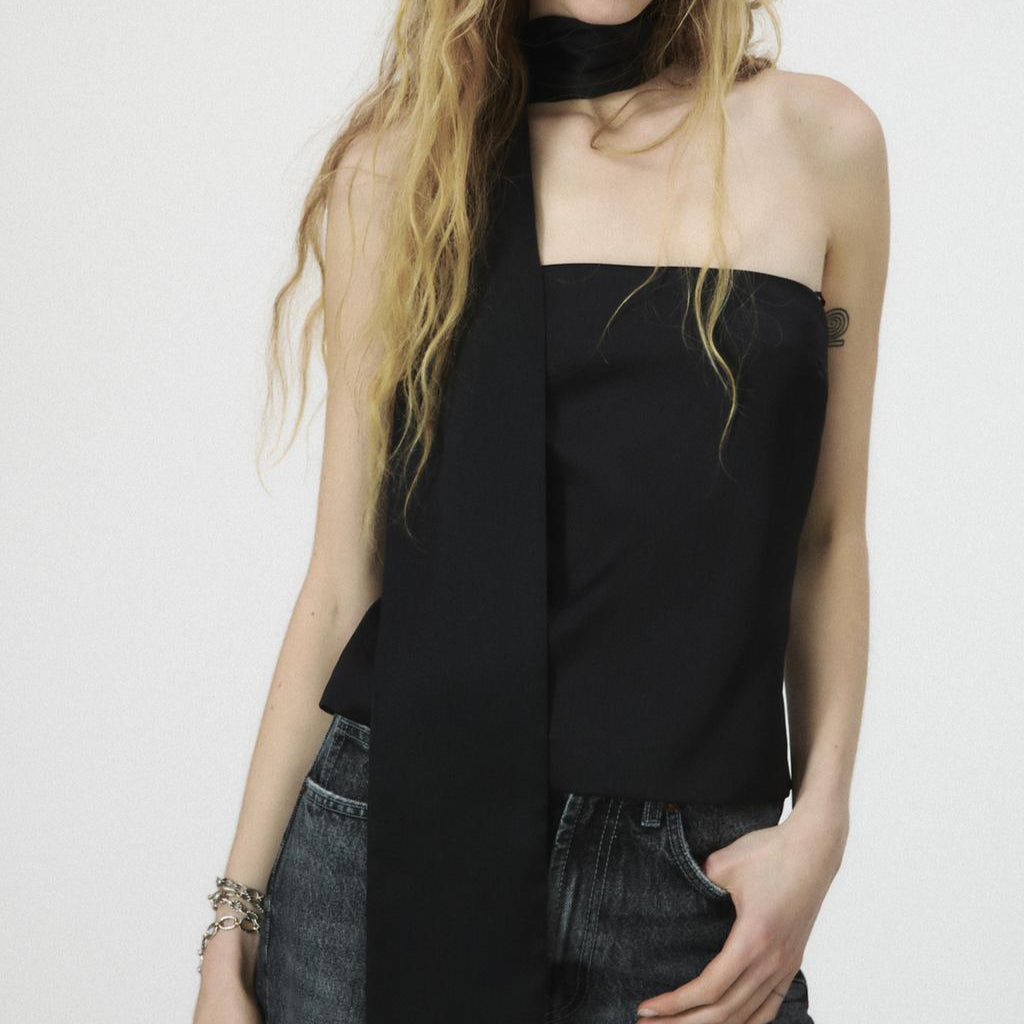 Top Elegante Lenço Berta
